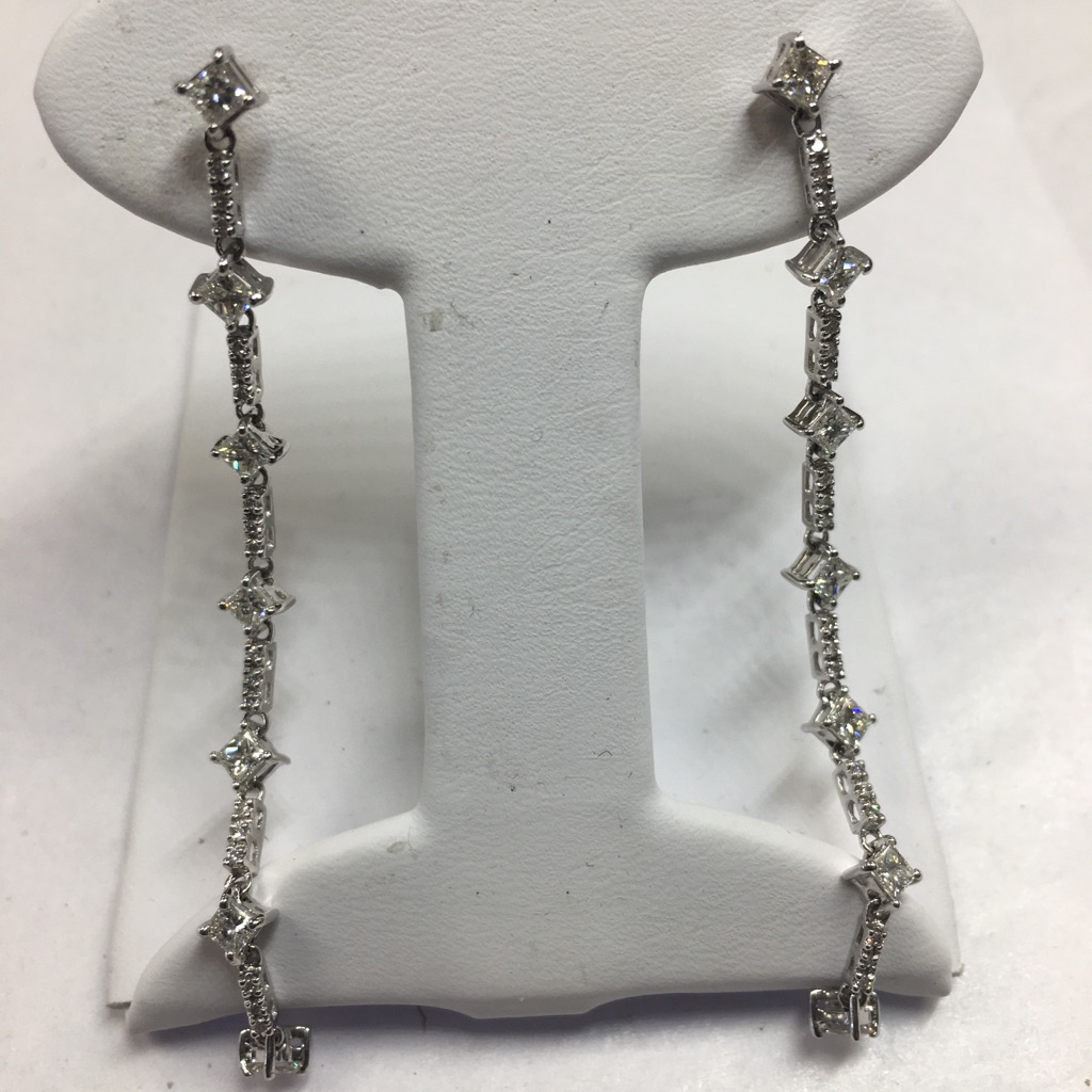 New 18k White Gold Diamonds Earrings 1 Ct W